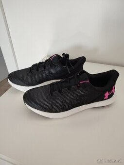Tenisky Under Armour čierne