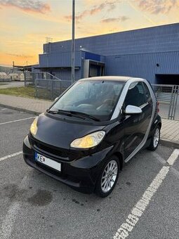 Prenajmem Smart fortwo 1.0mhd automat