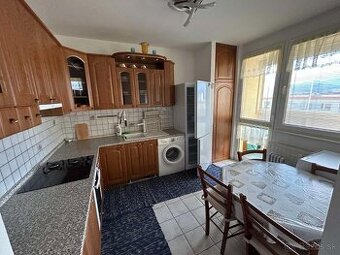 Prenájom 3i byt, Starohorská ulica, Sásová, Banská Bystrica.