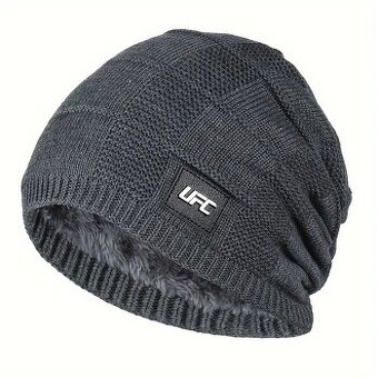 čiapky UFC ,nové