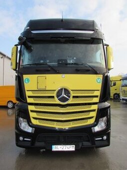 Predám MERCEDES BENZ Actros Mega BL274