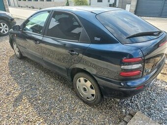 Rozpredám na diely Fiat Brava