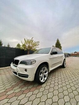 X5 e70