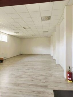 Prenájom komerčného priestoru 236 m² – Dúbravka