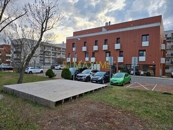 Prenájom - veľká Garsónka na Bratislavskej ulici v Záhorskej