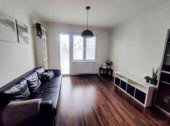 2iz byt BA, zviera vitane