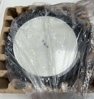 Závesné led svetlo 200 W - 4000K