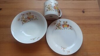 Predám staršiu retro detskú sadu riadu.