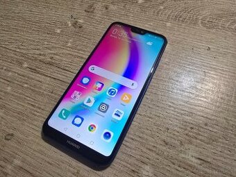 Huawei P20 Lite plnefunkcny ma len bezne znamky pouzivania t