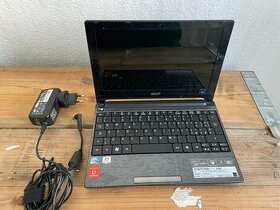 Acer Aspire One D260 - 1