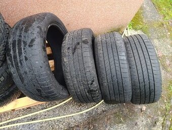 225/45r18