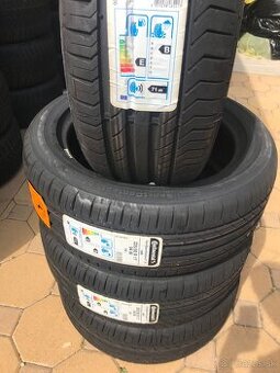 225/50r17 Continental conti šport Nove