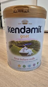 Kendamil goat 1, kozie mlieko