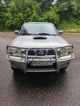 Nissan Navara D22 98kw 262 000km