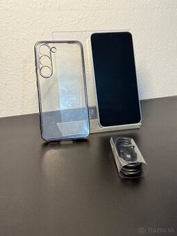 Predám Samsung Galaxy S24 8GB Rám 256GB Silver Bežné známky