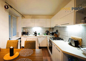Na prenájom 2 izbový byt, 62 m2,  Martin - Centrum