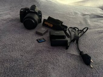 Nikon D3000 - 1