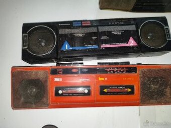 Retro rádiomagnetofón
