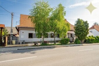 Predaj, zabehnutá prevádzka pohostinstva v obci Sielnica med
