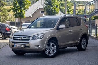 Toyota RAV4 2.2 D-4D 180 X - Aj na splátky