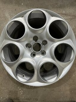 Hliníkový disk Alfa Romeo 17" 156093275 -nový