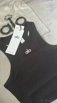 Alo Yoga tielko v čiernej farbe🖤