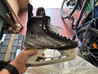 Bauer Vapor Hyperlite