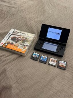 Nintendo DS Lite + 5 hier
