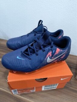 Predám detské kopačky Nike JR Phantom GX II