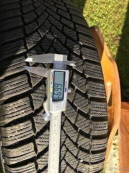 zimné Bridgestone Blizzak 195/55 r16 nájazd len 6000km