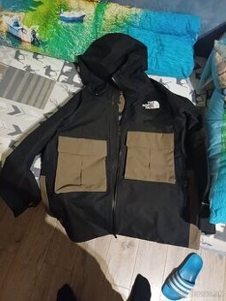 Predám limitovanú bundu The North Face