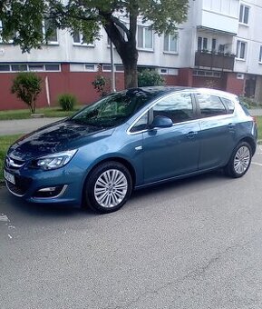 PREDÁM OPEL ASTRA J 1.4 TURBO 88 kw