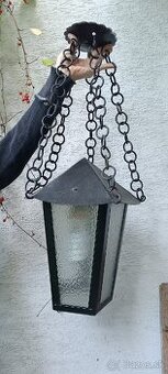 Retro historický kovový luster/lampáš