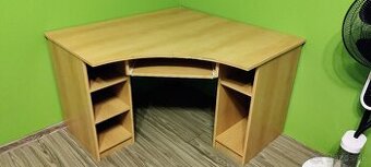 Rohový kancelársky stôl, písací stolík