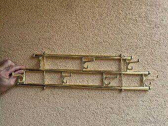 2 mosadzné vešiačiky