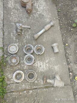 Zátky,redukcie na hadice a iné predmety