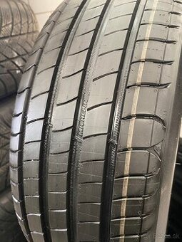 195/55 R16 91H Michelin e•Primacy (2025)