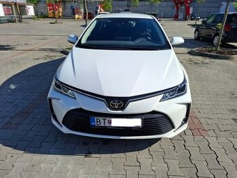 Toyota Corolla sedan 1.5 Dynamic Force 123 k,automat,1.maj