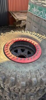 Silverstone 35x11.5 r15 beadlock