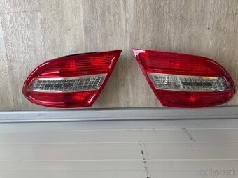 MERCEDES C W204 Sedan Zadné svetlá 204 820 026