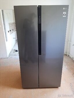 Americká chladnicka LG 680l