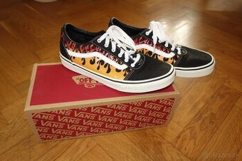 Nové tenisky Vans of the wall veľ. 39