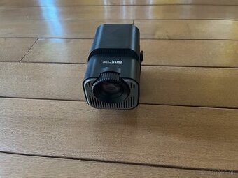 Projektor HY320