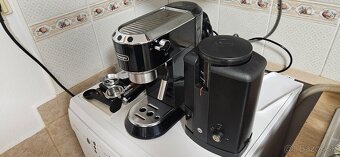 Delonghi EC685.BK + Wilfa Svart 130b