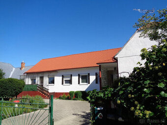 Predaj 5-izb. dom,pozemok 1104m2 v Záhorskej Bystrici,BA IV.