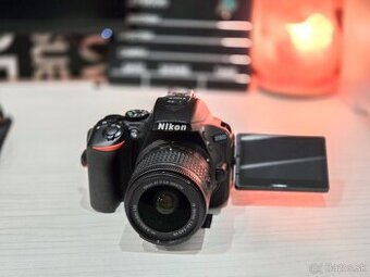📸 Nikon D5600 + 18–55mm kit
