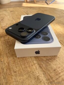 Apple iPhone 17 Pro Deep Blue 256GB