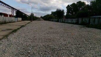 Spevnená plocha na prenájom