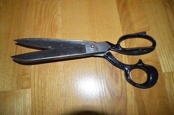 predam starozitne, krajcirske noznice