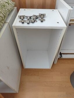 Ikea kuchynske skrinky